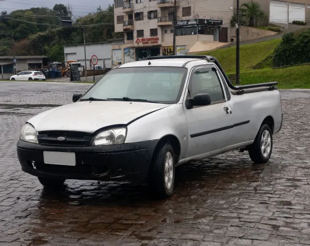 Ford Courier Xl/xl-rs 1.6/ XL 1.6 Flex 2006