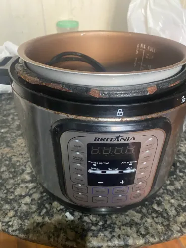 Panela de Pressão Elétrica Britânia BPP05P - 5L