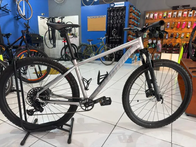 Vendo bicicleta specialized