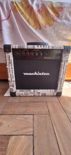 Amplificador Mackintech Maxx 15