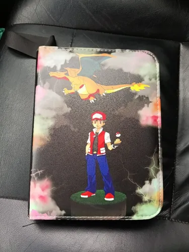 Fichário Pokémon com Zíper (cartas inclusas)