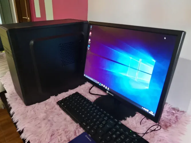 Computador Completo / CPU Intel Core i3 + 8GB RAM - Windows 10 - Funcionando Perfeitamente