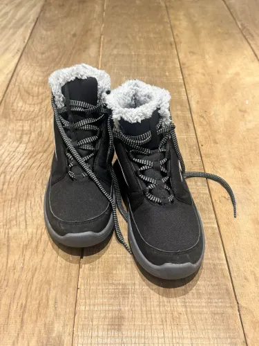 Tênis neve unissex quechua 40 (BR) usado apenas 1 vez