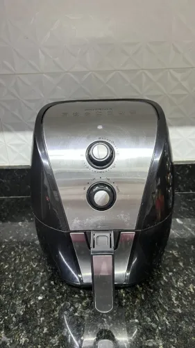 Air Fryer Britânia BFR40PI Preta 4,35L