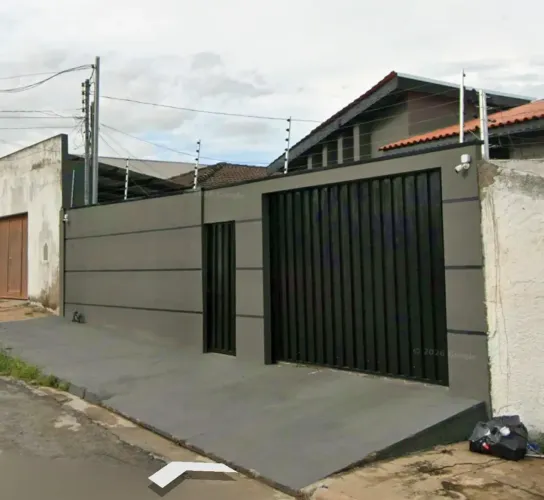 CASA PÚBLICA, 4 QUARTOS 1 SUÍTE, CLOSET E PISCINA, CHURRASQUEIRA, REGIÃO BOA ESPERANÇA
