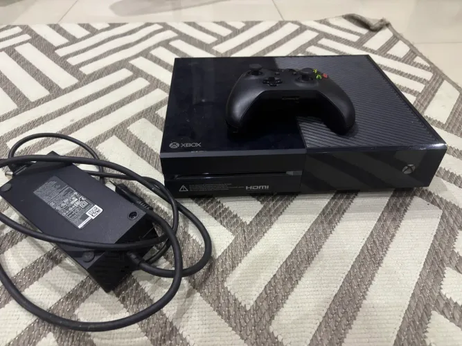 Xbox one fat com controle e fonte original