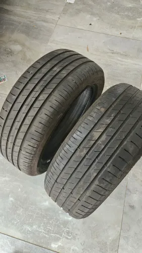 Pneu Eagle 205/50R17 - detalhe