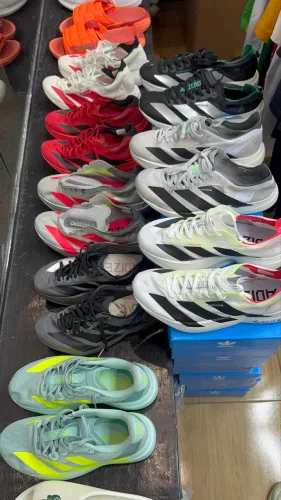 TÊNIS ADIDAS ADIZERO PRO 4