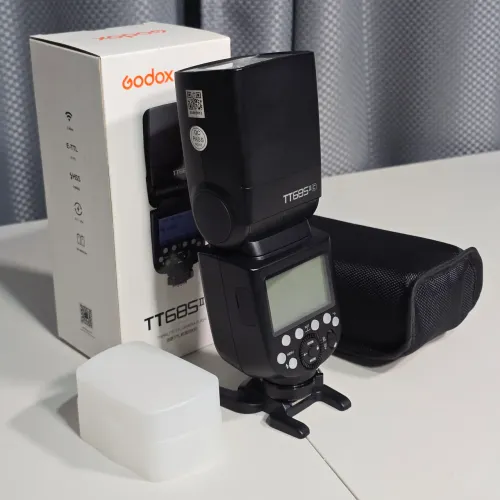 Flash Godox TT685 II Canon muito novo com difusor