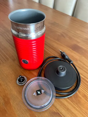 Aeroccino Nespresso 3 - 220v