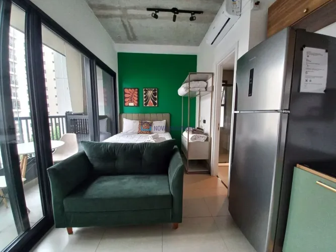 Studio com varanda, mobiliado à venda, na Vila Olimpia