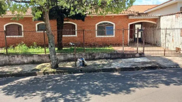 Casa e terreno
