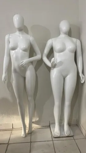 Manequins