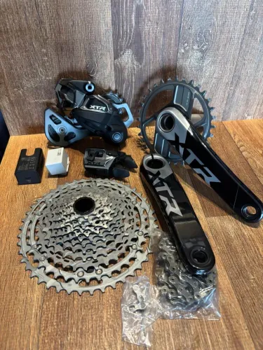 GRUPO XTR Di2