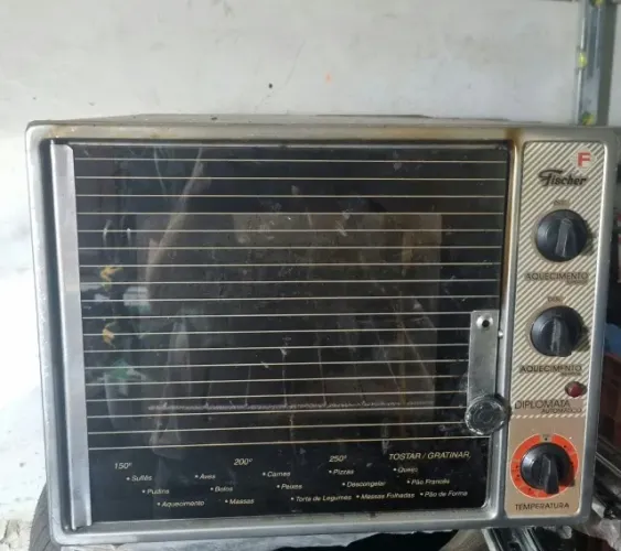 Vendo forno elétrico Fischer olhar descrição!!!