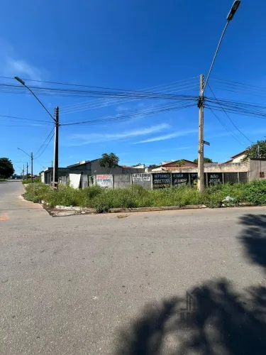 Lote de Esquina à Venda no Residencial Village Santa Rita 517 m²
