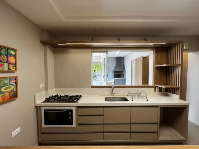 Apartamento com 3 Quarto(s) e 2 banheiro(s) para Alugar, 145 m² por R$ 5500 / Mês