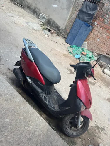Moto Honda Lead Automática