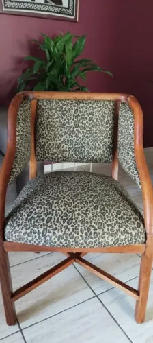 Poltrona oncinha 1700 reais