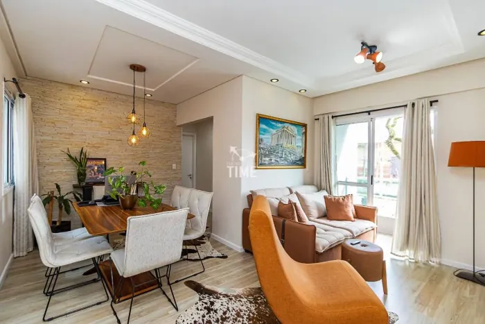 Apartamento com 2 dormitórios à venda, 61 m² por R$ 459.000 - Capão Raso - Curitiba/PR