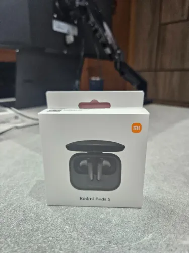Fones De Ouvido Bluetooth Xiaomi Redmi Buds 5 Cor Preta