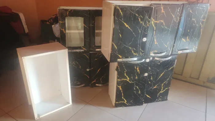 Vendo um Armário de parede. Valor 250,00 Reais