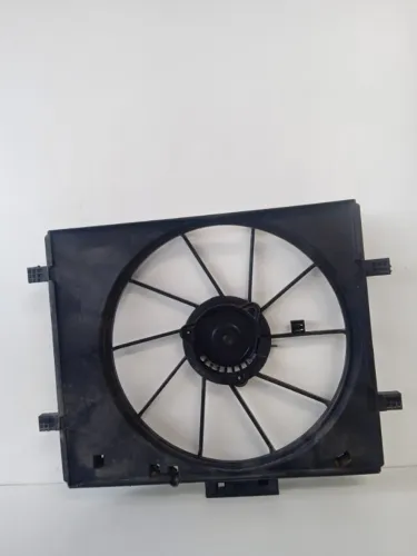 Defletor da Ventoinha Radiador Nissan Versa 2019 1.6