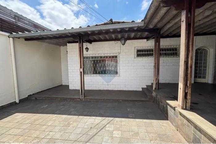 Casa 3 quartos à venda no Bairro Betânia BH/MG