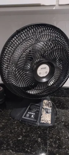 Vendo esse ventilador de coluna 40 cem está funcionando perfeitamente faço entrega