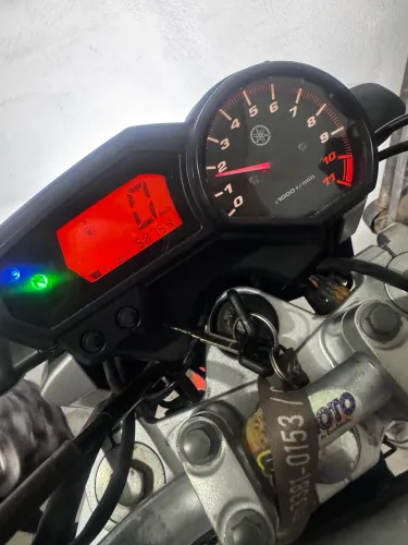Fazer 250 2011  edição elimitada comemoração 50 anos rd350 