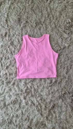Blusinha cropped tam. M