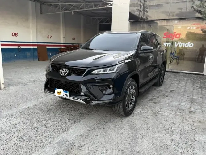 Toyota Hilux SW4 SRX 4X4 2.8 TDI 16V Dies. Aut. 2019