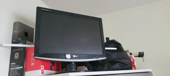 Monitor 17" LG Flatron W1752T