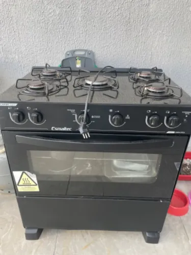 Vendo Fogão 5 bocas/ marca- esmaltec