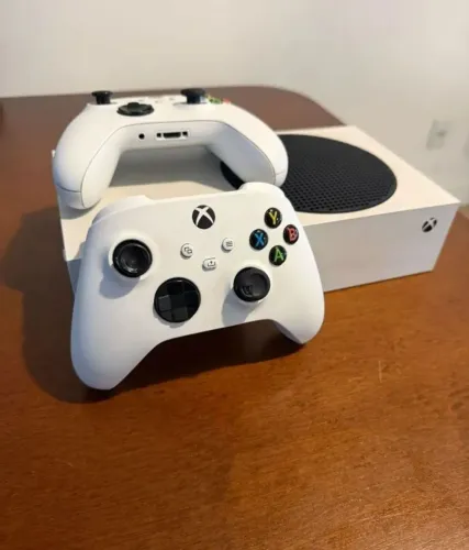 Xbox Séries S Com 2 Controles