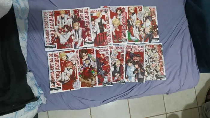Manga Coleção Completa O Guarda-Costas de Honeko Akabane, de Masamitsu Nigatsu, 12 Volumes