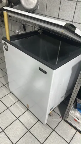 Freezer compacto de 1 porta