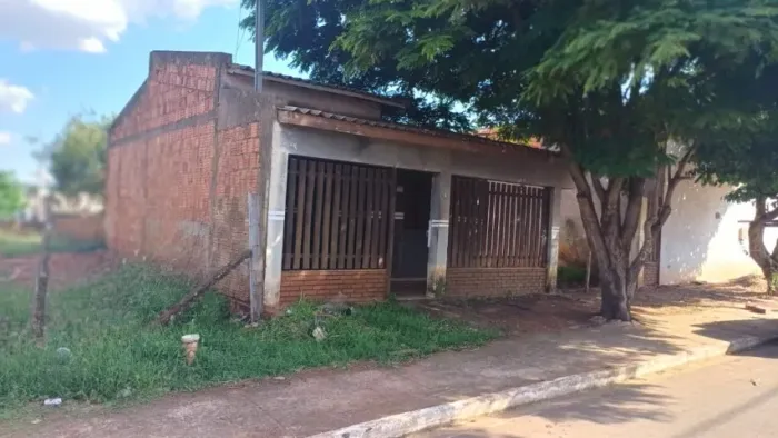 Terreno 10x20 Mts com construção (45m²) - Ponta Porã/MS - Resid Ponta Pora I