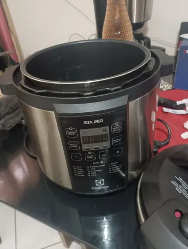 Panela elétrica Rita Lobo 6 l