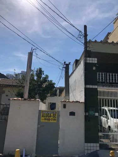 Casa Térrea para aluguel 1 quarto com 55 metros quadrados em Brás de Pina - Rio de Janeiro