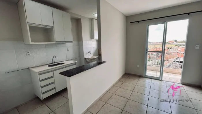 Apartamento com 2 dormitórios à venda, 70 m² por R$ 210.000,00 - Vila Paulista - Pirassunu