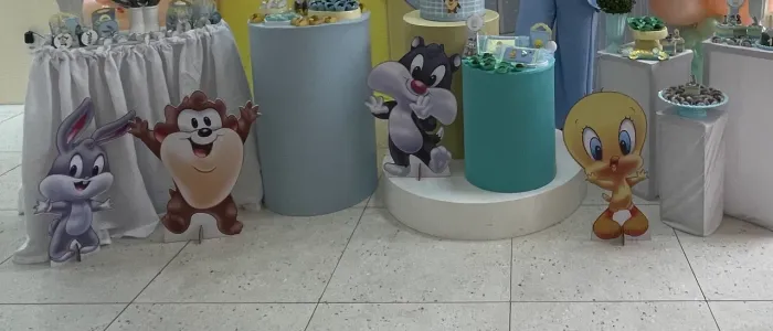 Display de chão (Loney Tunes)