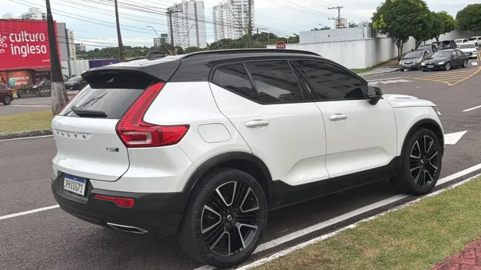 Volvo XC40 XC 40 T-5 R-design Spe. ED 2.0 252cv AWD 2020