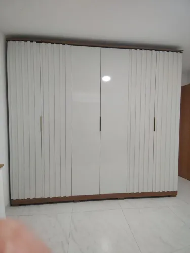 Guarda Roupa de Casal - 6 portas e 6 gavetas