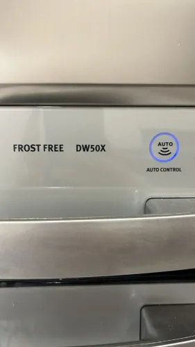 Geladeira Electrolux FrostFree DW50X