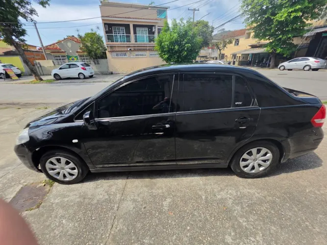Nissan Tiida SL 1.8/1.8 Flex 16V Mec. 2012