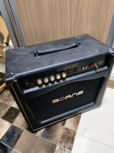 Amplificador de Guitarra Borne Warrior 50 - Cacau Santos 