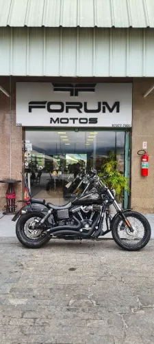 Harley Davidson street bob 2015