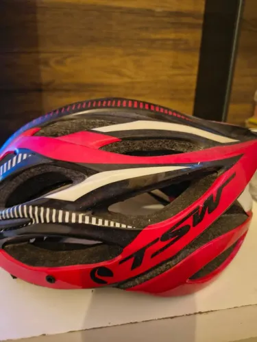 Capacete ciclismo tsw