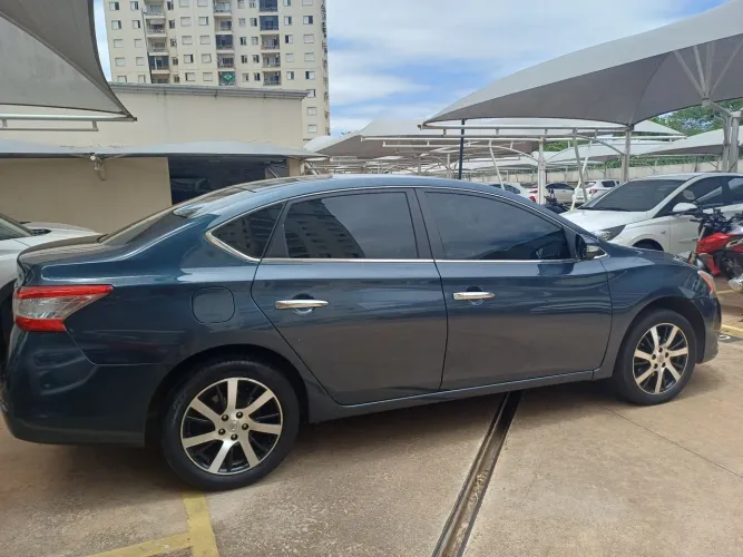 Nissan Sentra SL 2.0/ 2.0 Flex Fuel 16V Aut. 2014